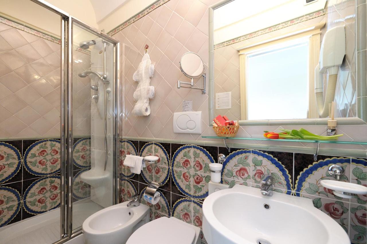 Amalfi Old Square Room & Apartments Екстериор снимка