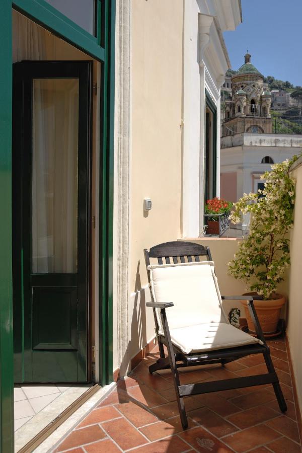 Amalfi Old Square Room & Apartments Екстериор снимка