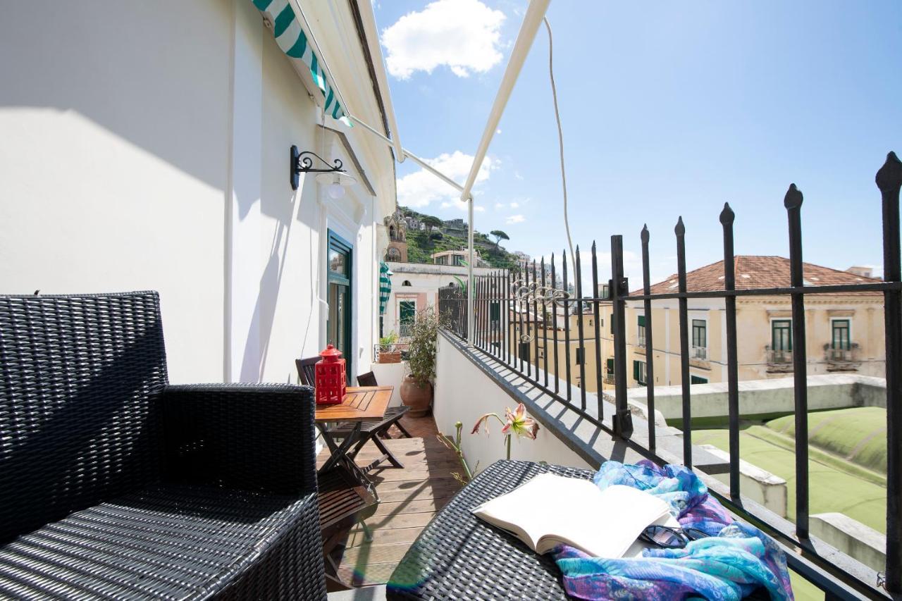 Amalfi Old Square Room & Apartments Екстериор снимка