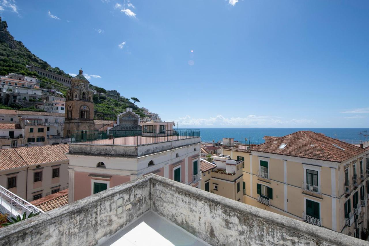 Amalfi Old Square Room & Apartments Екстериор снимка